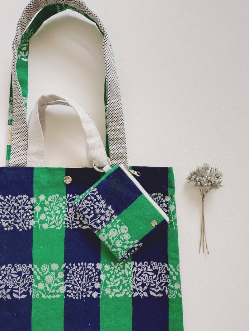 现货!【BTF/微梯形扁袋(大)】烫银花草 绿蓝 条纹格纹 日本刺子布 - 手提包/手提袋 - 棉．麻 蓝色