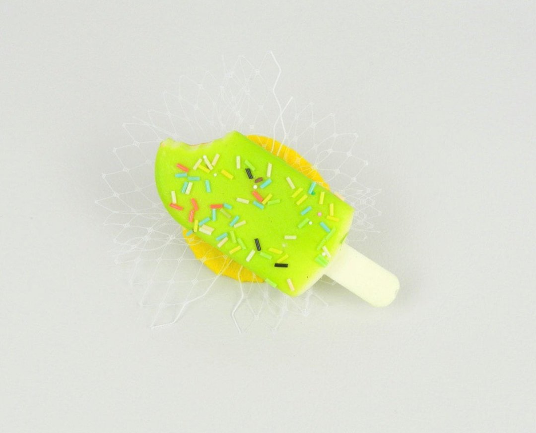 Hair Clip Headpiece Ice Cream in Lime Green with Sprinkles and Veil - 发饰 - 其他材质 绿色