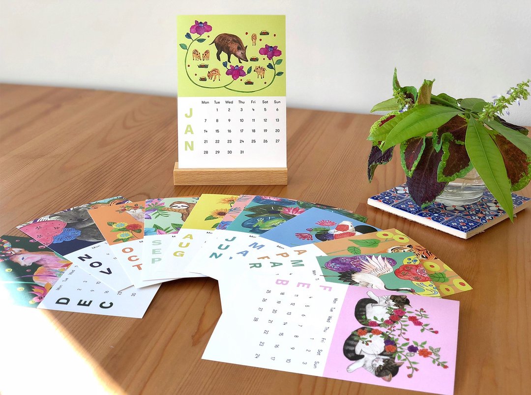 Colorful Animal Calendar 2019 // Desk Calendar // Japanese Illustration - 年历/台历 - 纸 多色