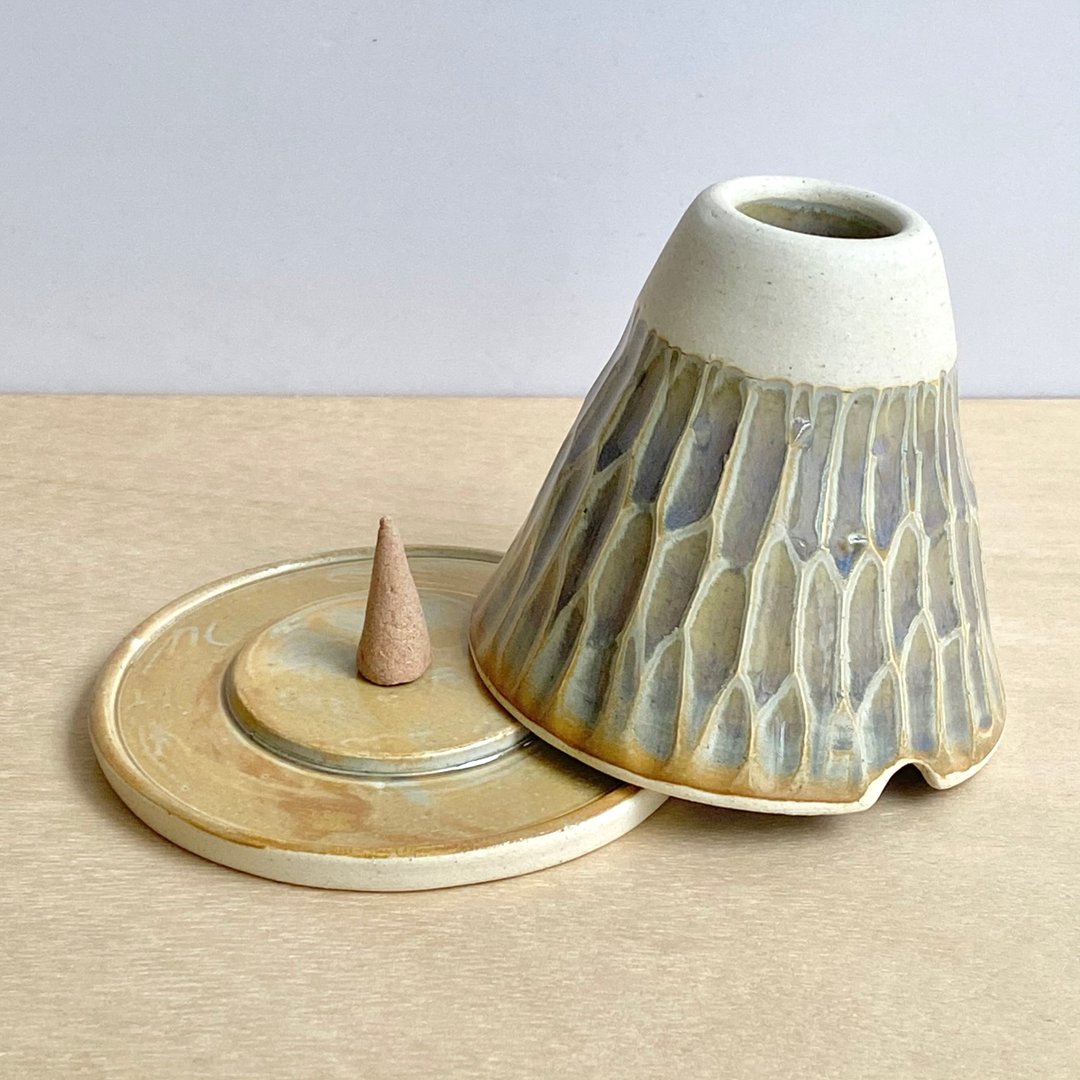 mount series | 塔香座 | 干花花器 | 手作陶器 | 灰色 - 花瓶/陶器 - 陶 灰色