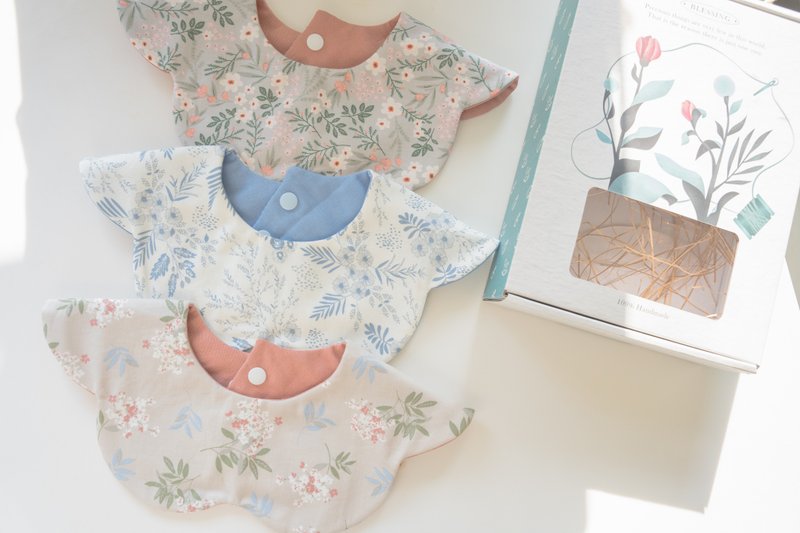 【快速出货】捻花系列 弥月礼盒三件组 围兜 新生儿 满月礼 - 满月礼盒 - 棉．麻 蓝色