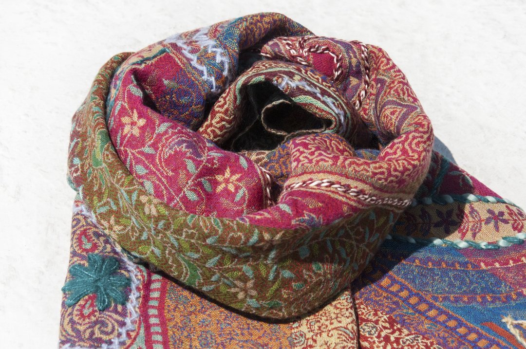 水煮羊毛披肩/针织围巾/刺绣围巾/羊绒披巾/喀什米尔Cashmere-彩 - 围巾/披肩 - 羊毛 多色