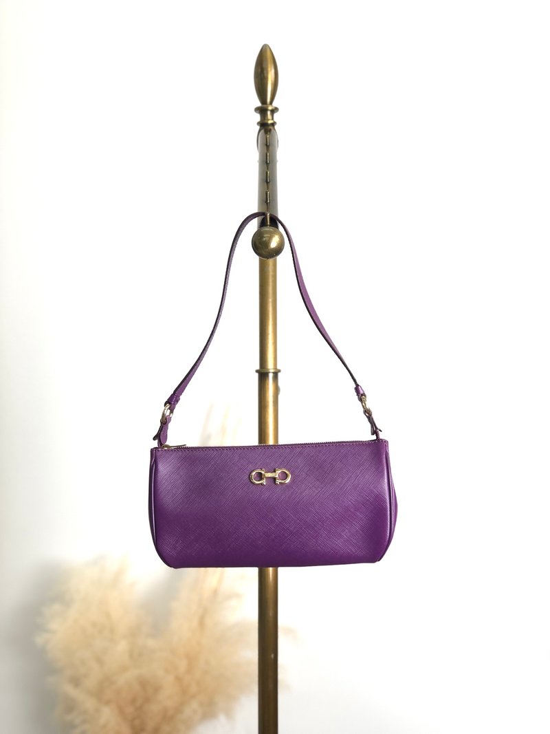 【 日本直送 名牌中古包 】Salvatore Ferragamo 肩背包 紫色 Gancini 皮革 迷你包 vintage bz8zgs - 侧背包/斜挎包 - 真皮 紫色