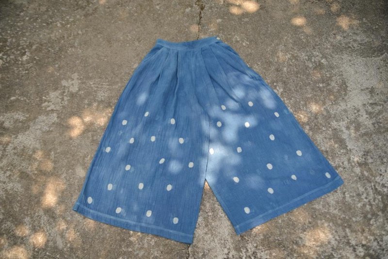 wide-leg trousers | turtle eggs | indigo dyed cotton | - 女装长裤 - 棉．麻 蓝色