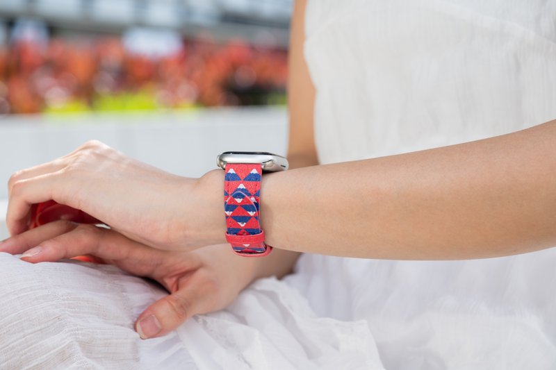 Jessenia Original Apple Watch 环保菠萝皮表带 富士山图案 - 表带 - 环保材料 红色
