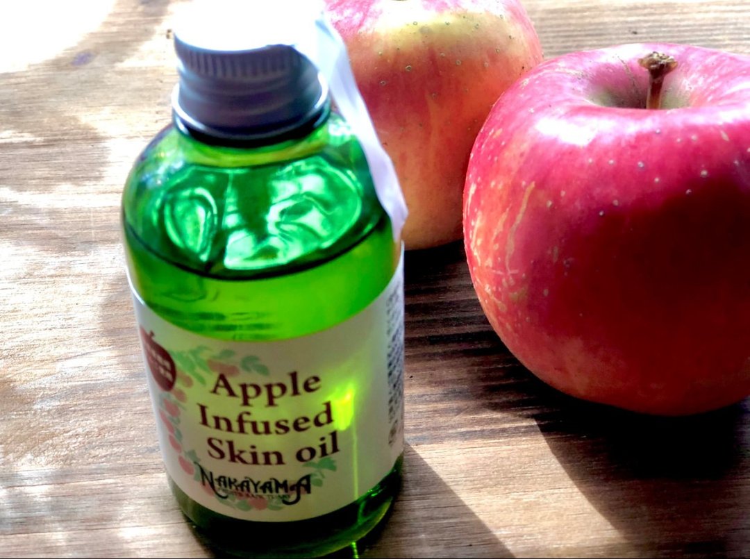 Contains pesticide-free apple extract Apple Infused Skin Oil - 身体护肤/按摩油 - 精油 绿色
