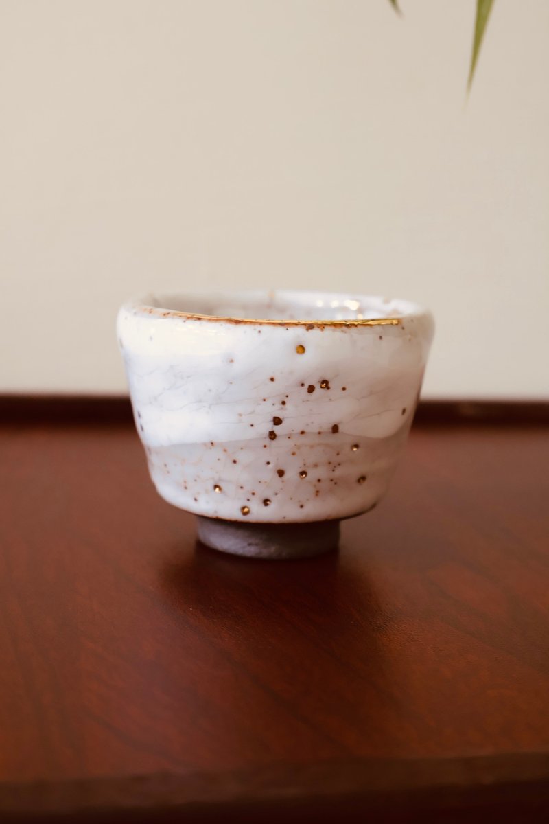 白志野鎏金星点杯-余华宇老师手作-容量约70cc - 茶具/茶杯 - 陶 