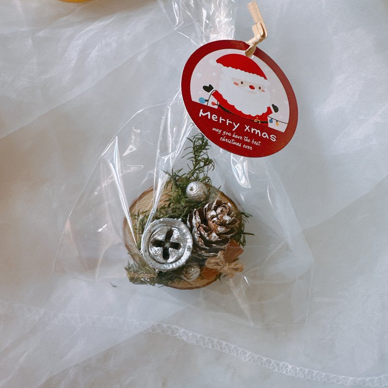 森林耶诞 干燥花 磁铁 小木片 留言夹 永生雪松 永生花 交换礼物 - 冰箱贴/磁贴 - 植物．花 