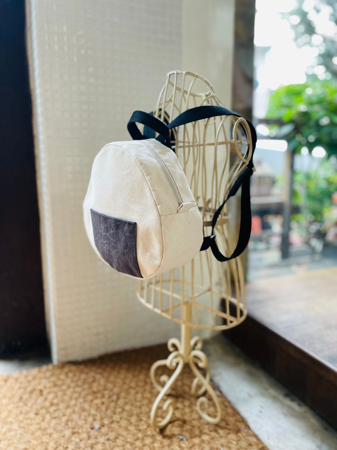疗愈系饭团后背包 - 后背包/双肩包 - 棉 白色