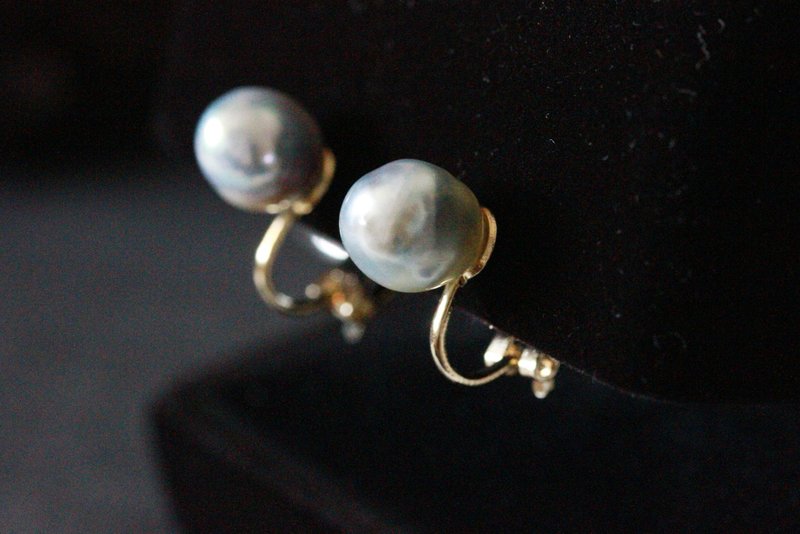 日本产 阿古屋巴洛克珍珠耳环 天然灰 无染色 - 耳环/耳夹 - 珍珠 银色