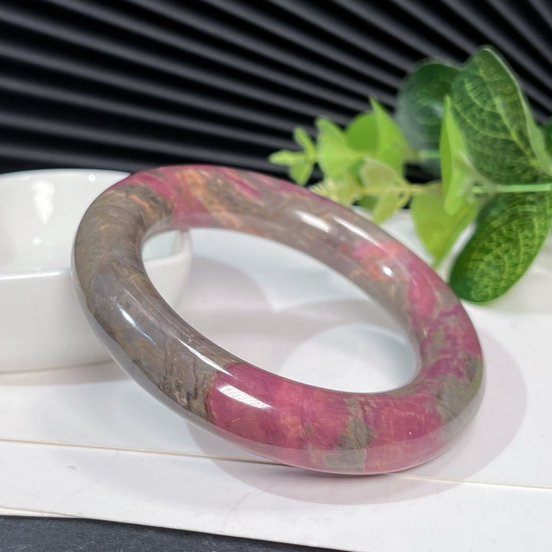 玫粉蔷薇辉手镯54MM 水润油画桃林巴料桃花玉玫瑰石手环 古风唯美 - 手链/手环 - 半宝石 粉红色
