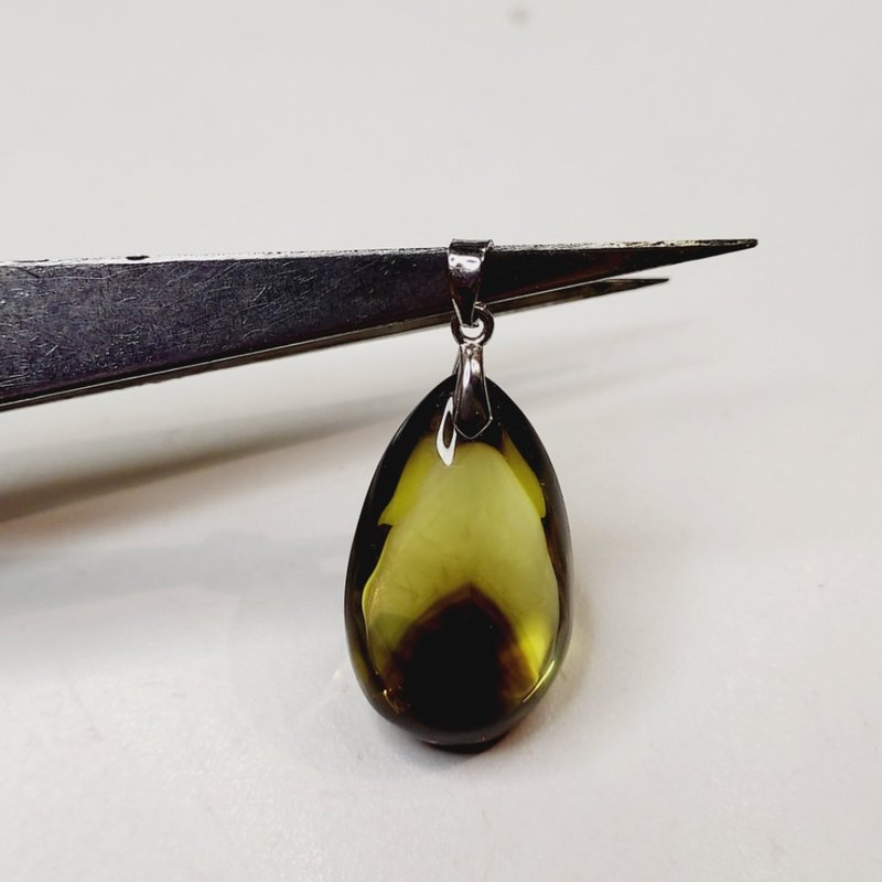 (金字塔)黄水晶吊饰 - 招财 增加财运水晶 - 吊饰 - 水晶 