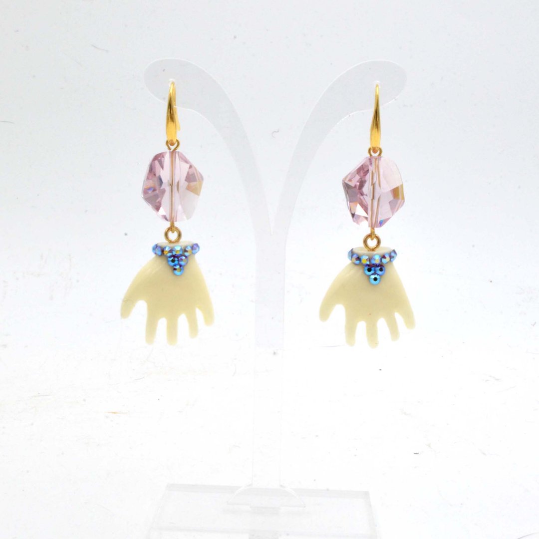 粉红色施华洛不规则水晶石小手吊饰耳环 Pink Swarovski Crystal - 耳环/耳夹 - 水晶 粉红色