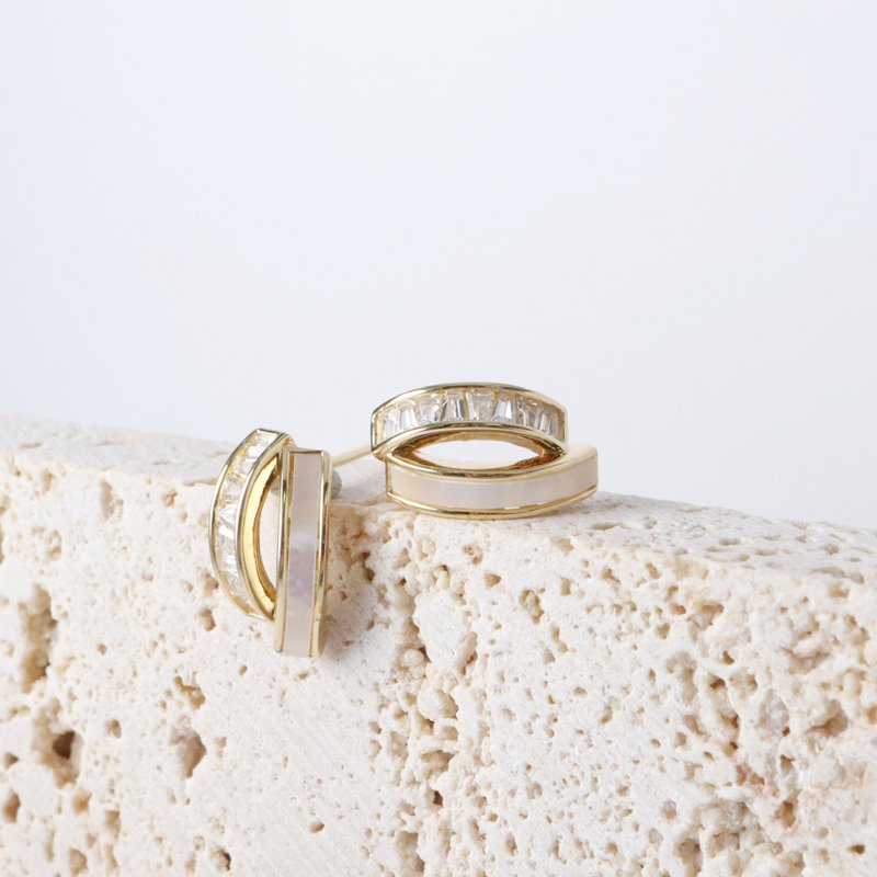 月痕。珠母贝耳环 - 耳环/耳夹 - 纯银 金色