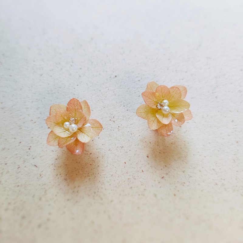 日本大地农园重瓣绣球花/多层立体花/925纯银耳环/蚊香耳夹 - 耳环/耳夹 - 植物．花 多色