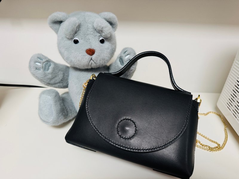 手工植鞣革侧背包女 百搭显质感随身日常单肩包 - 侧背包/斜挎包 - 真皮 黑色