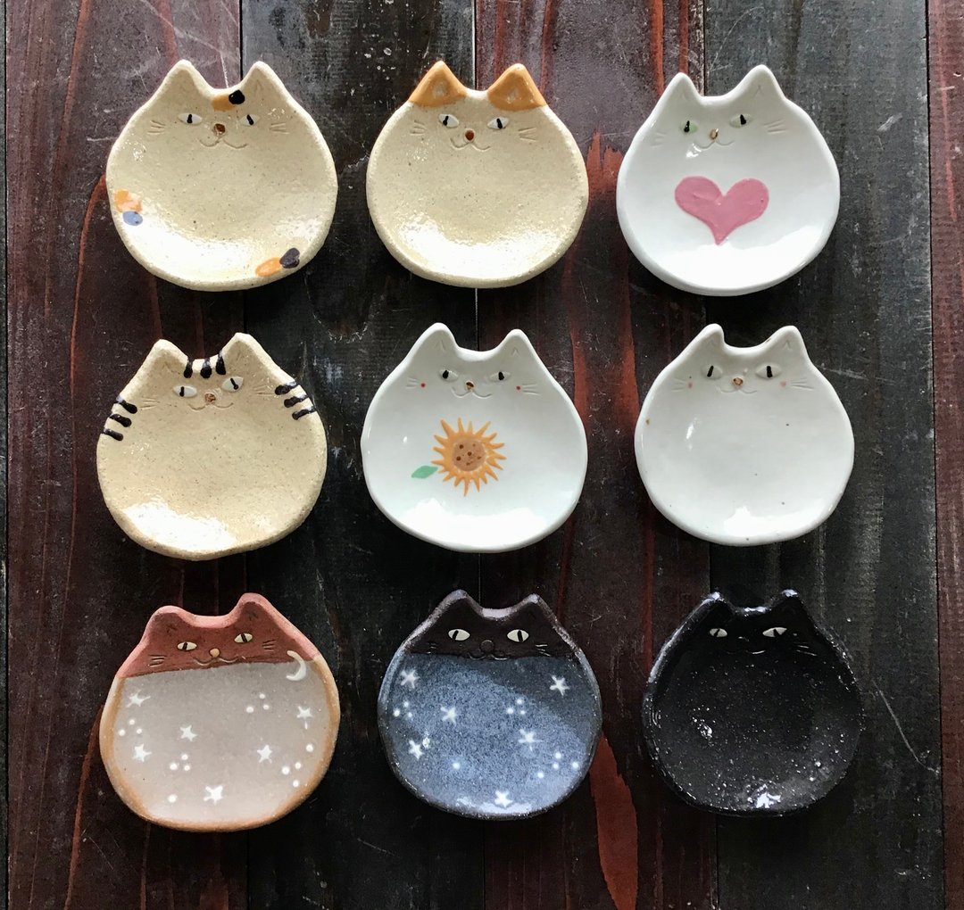 Set of 9 small plates of cats! - 浅碟/小碟子 - 陶 白色