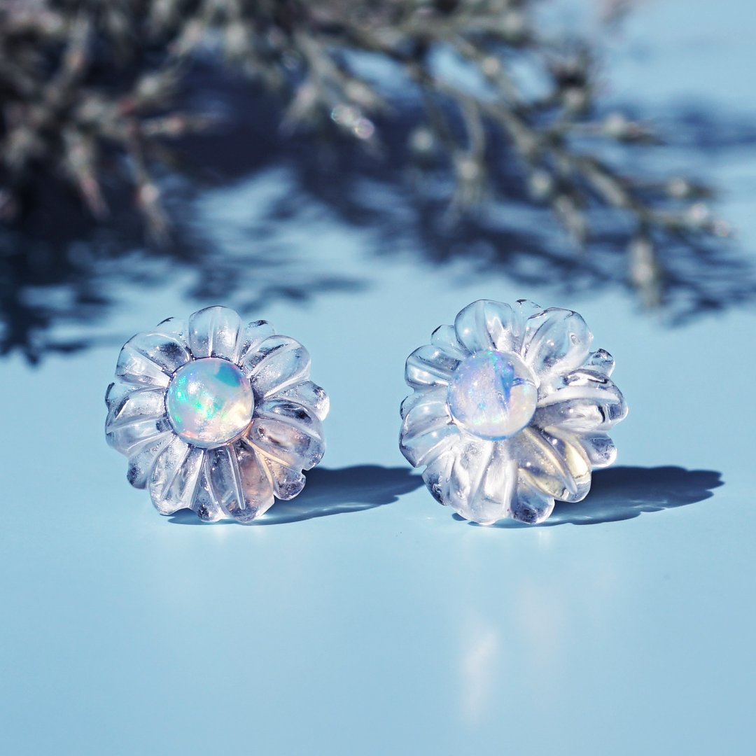水晶与蛋白石宝石花朵 医疗级不锈钢耳环 雏菊 - 耳环/耳夹 - 宝石 透明