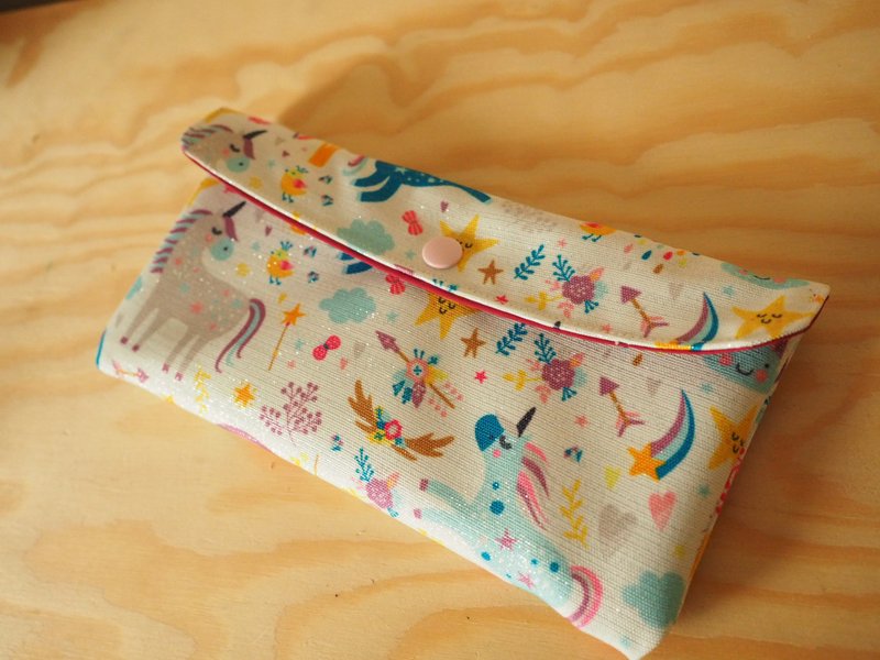 手工制作 彩色独角兽 双层防水口罩袋 可放成人口罩 - 化妆包/杂物包 - 棉．麻 黑色