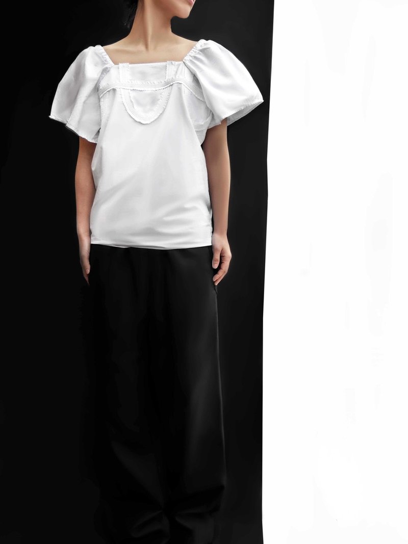 Cotton Handmade decoration top / White - 女装上衣 - 棉．麻 白色
