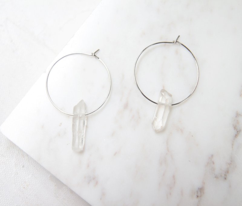 白水晶石柱／大圈银色耳环 - 耳环/耳夹 - 宝石 银色