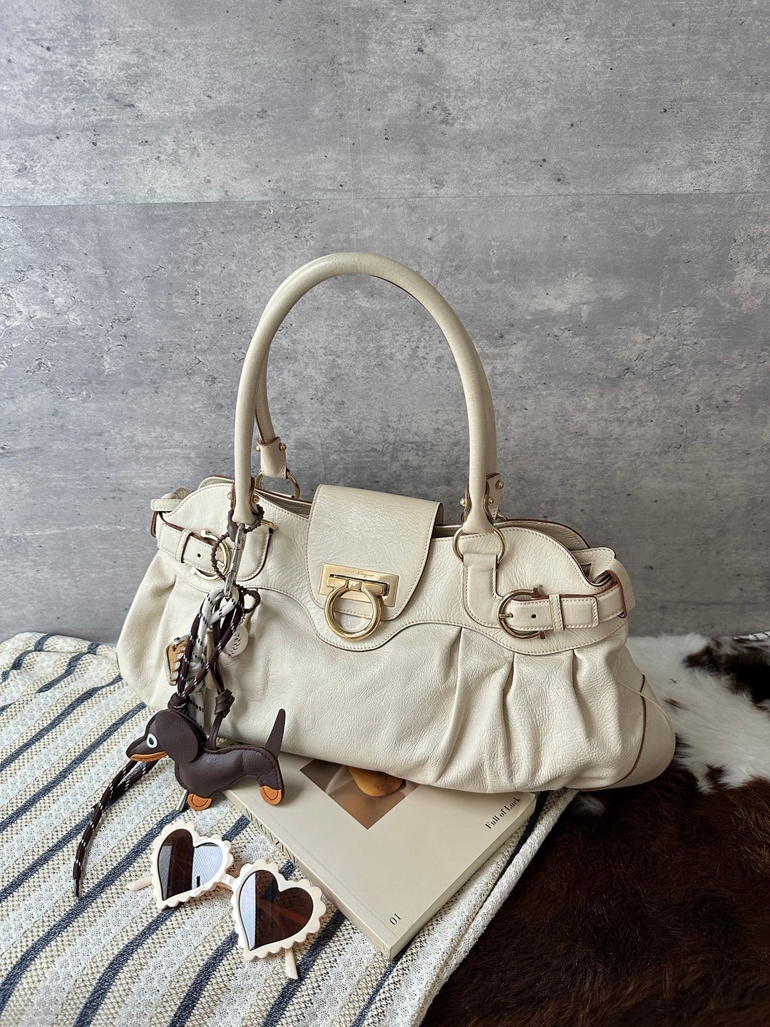 中古包 Ferragamo 菲拉格慕 奶油白牛皮 Hobo 肩背包 - 手提包/手提袋 - 真皮 白色