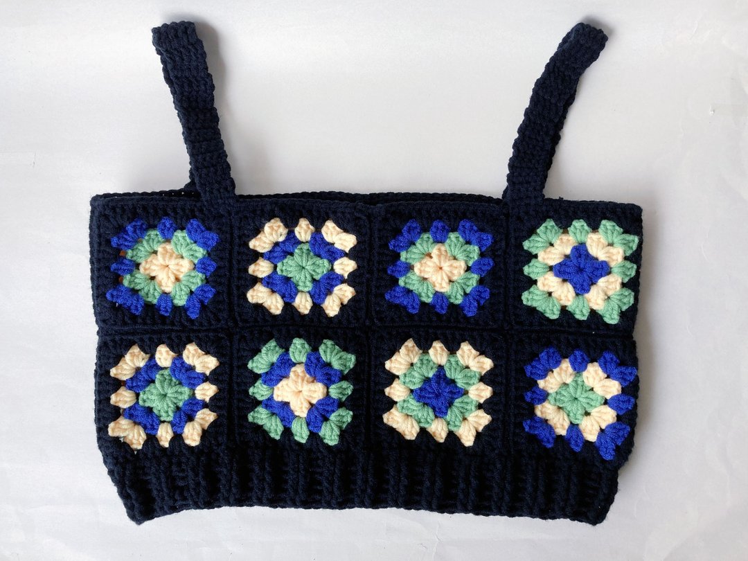 编织短版背心 复古祖母格 Granny Square Crop Top 编织上衣 - 女装背心 - 棉 多色