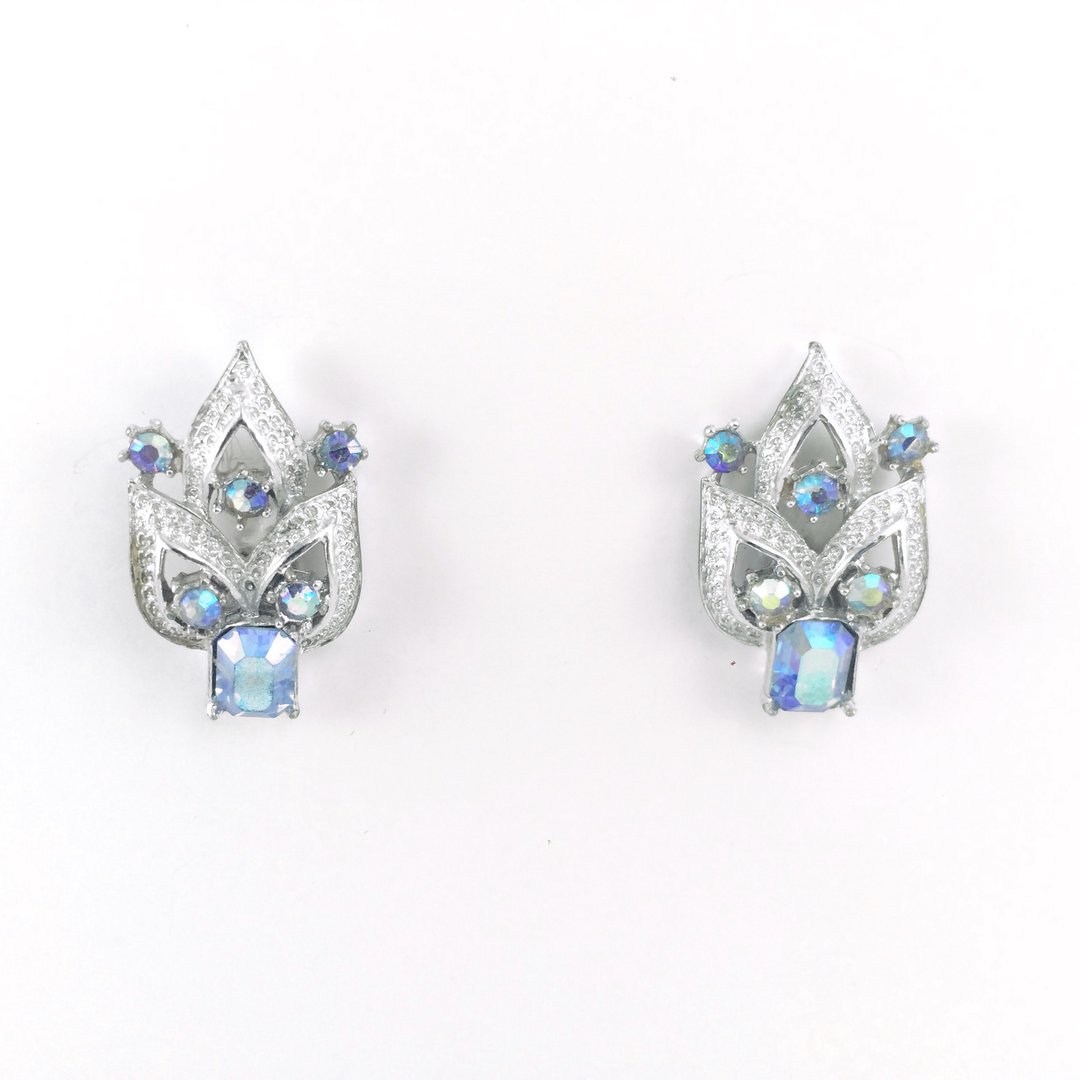 Vintage Blue Aurora Borealis Rhinestone Earrings - 耳环/耳夹 - 贵金属 