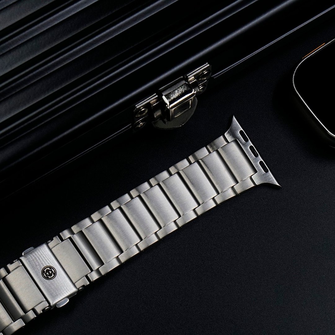 Apple Watch Ultra 49mm 专用钛金属表带 银色 - TIGT - 表带 - 其他金属 银色
