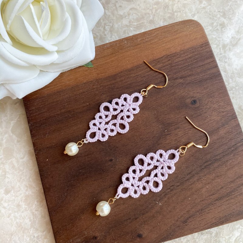 手工梭织菱形浅紫耳环 - 耳环/耳夹 - 棉．麻 紫色