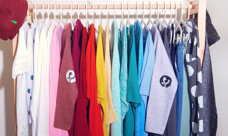 【期间限定】服饰类任两件优惠！ - 女装 T 恤 - 棉．麻 多色