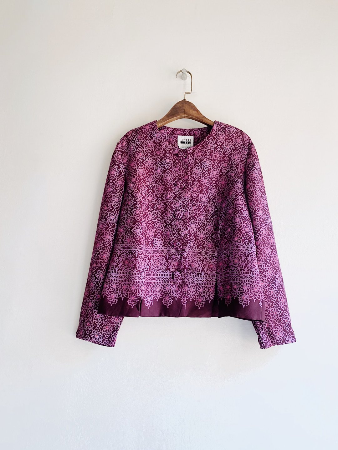 紫咖满花图腾前方排扣下开叉 古着纺纱衬衫上衣vintage Shirt - 女装衬衫 - 聚酯纤维 紫色