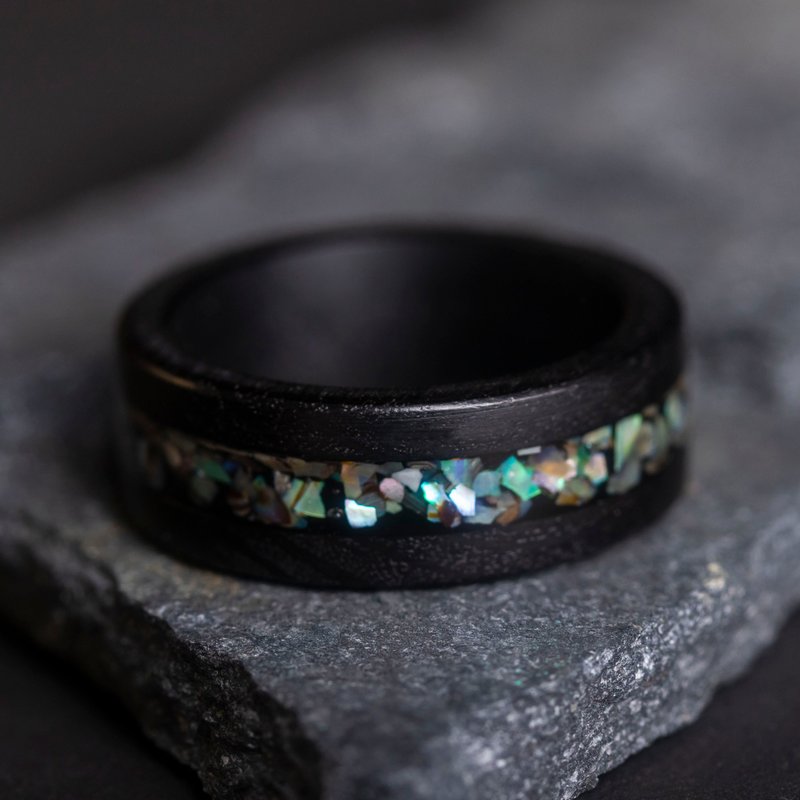 木质树脂蓝色戒指海洋是送给女士和男士的礼物。 手工饰品 - 戒指 - 木头 蓝色