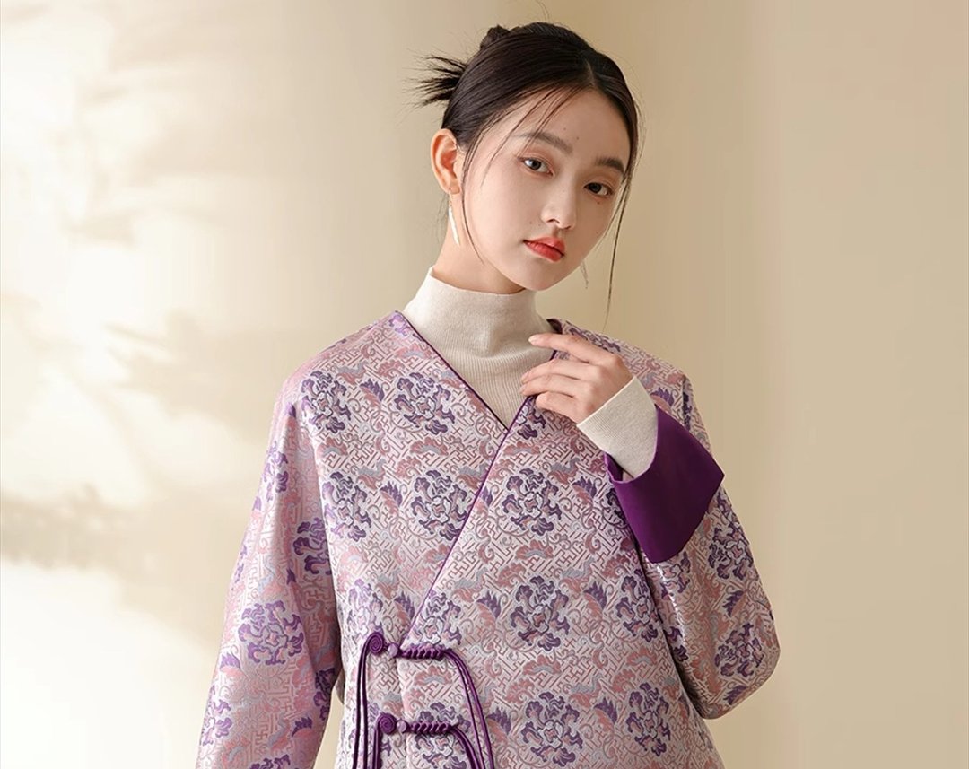新中式 冬季复古汉服 交领提花夹棉外套 - 女装上衣 - 其他材质 紫色
