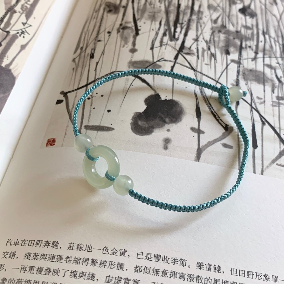 供欣赏 一纸丹青。天然和田玉平安扣复古编织手绳 原创古风手链 - 手链/手环 - 玉石 绿色