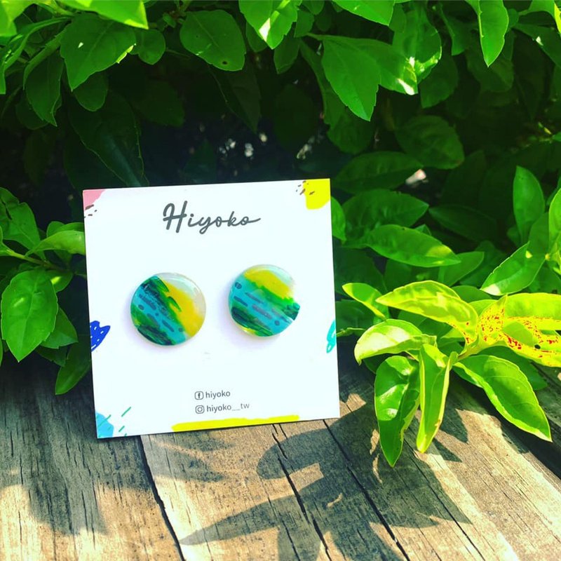 石头上的青苔 - 耳环/耳夹 - 树脂 