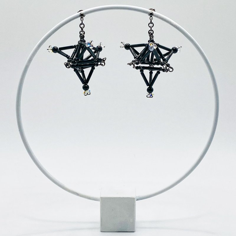 3D Stardust PIERCE/EARRING【Black】 - 耳环/耳夹 - 玻璃 黑色