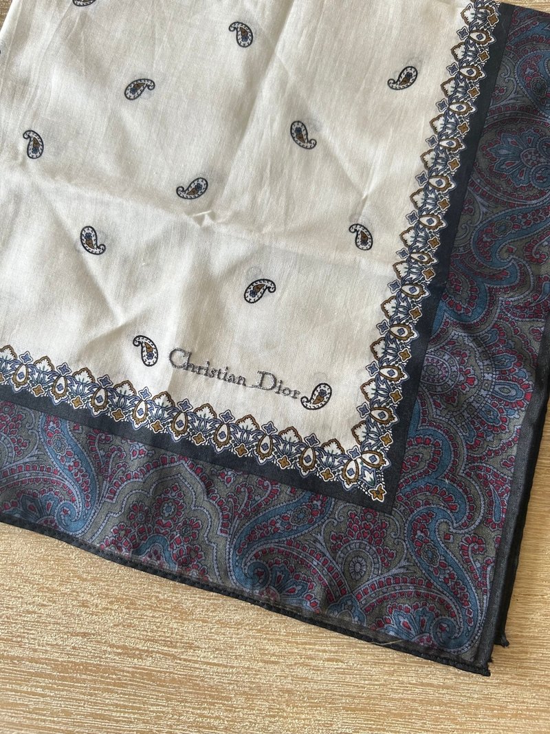 日本中古二手 CHRISTIAN DIOR 蓝白腰果花方型丝巾 46x46cm - 丝巾 - 其他材质 蓝色