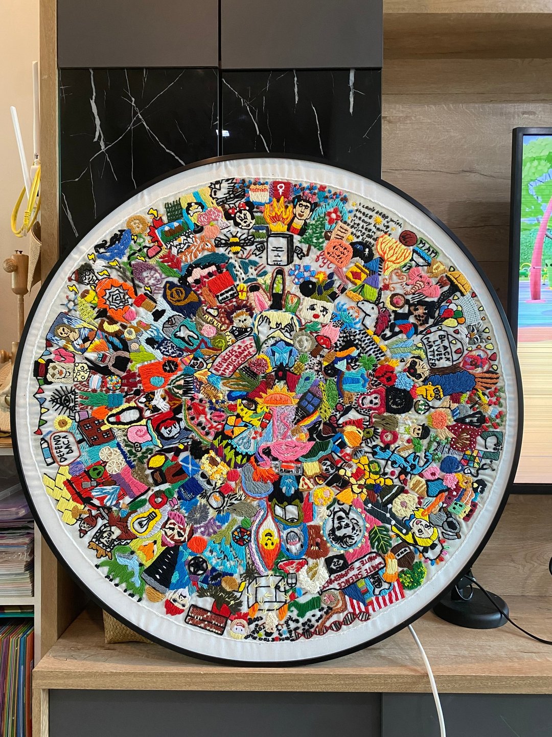 手工刺绣画框尺寸90*90cm。 - 订制画像 - 绣线 