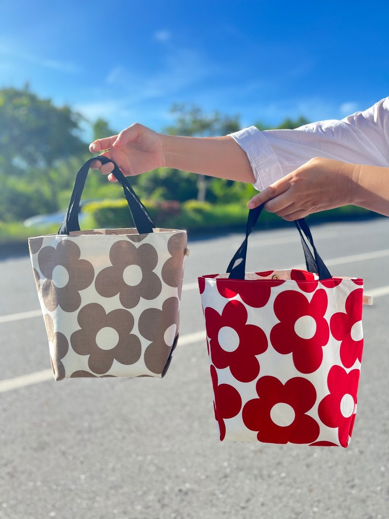 日本可爱大花手提包 - 手提包/手提袋 - 棉．麻 红色