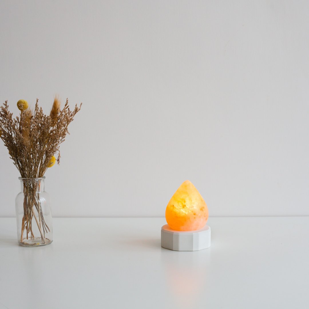 ONELIVINGS PILAR |擎| 喜马拉雅盐灯 – Droplet (9cm) - 灯具/灯饰 - 水泥 灰色