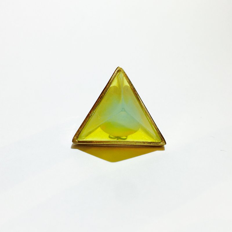 PRISM earrings ear one ear gold yellow green - 耳环/耳夹 - 其他金属 黄色
