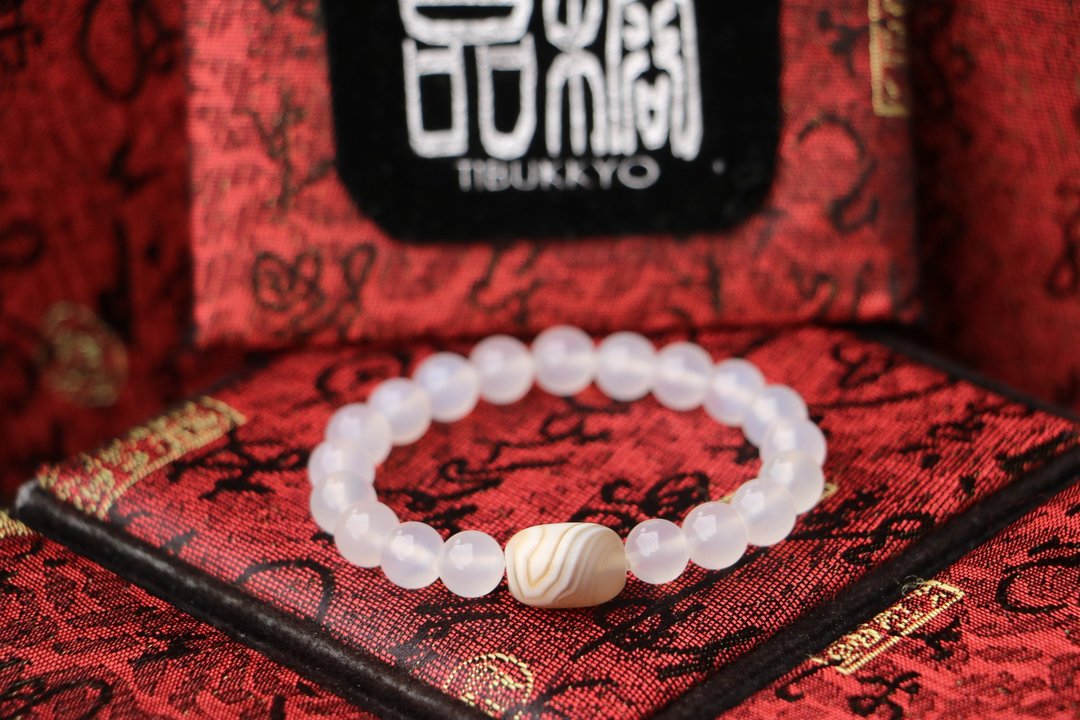 原矿纯天然白玛瑙8mm圆珠 蚕丝玛瑙桶珠 手链饰品 - 手链/手环 - 宝石 