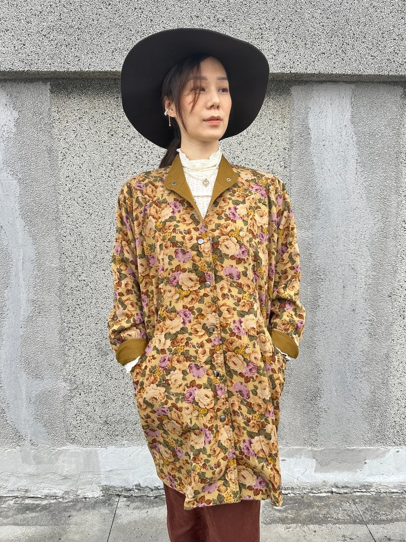 花卉长风衣 - 女装休闲/机能外套 - 其他材质 多色