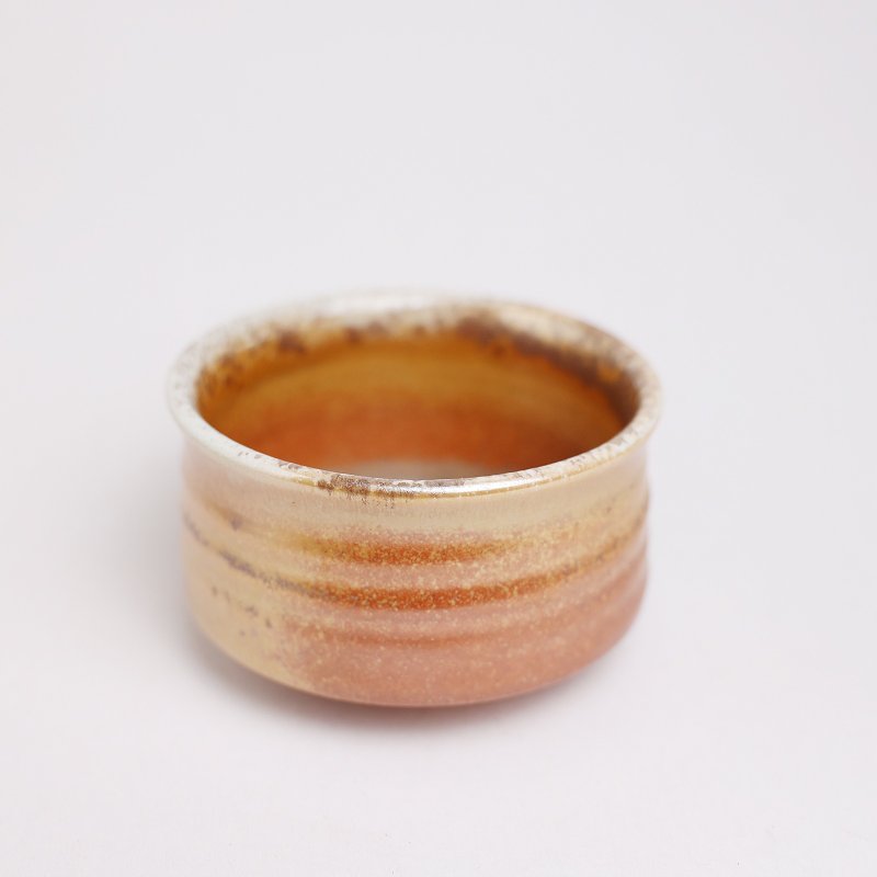明芽窑 l 柴烧志野金彩茶碗 橘红 金 陶器 搜藏品 陶艺品 精品 H7 - 茶具/茶杯 - 陶 金色