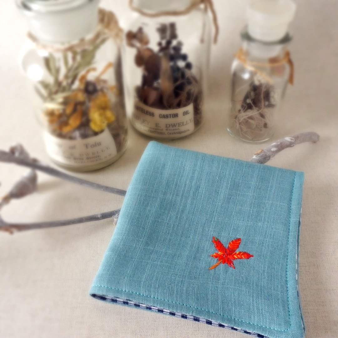 Hand embroidered gauze handkerchief Japanese maple(order-receiving) - 手帕/方巾 - 棉 绿色