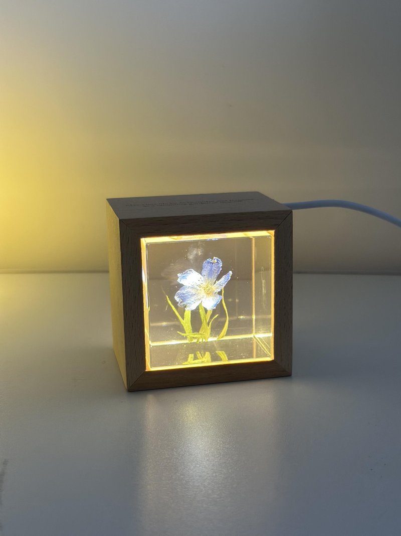 微光小飞燕|手作树脂夜灯 - 摆饰 - 树脂 蓝色