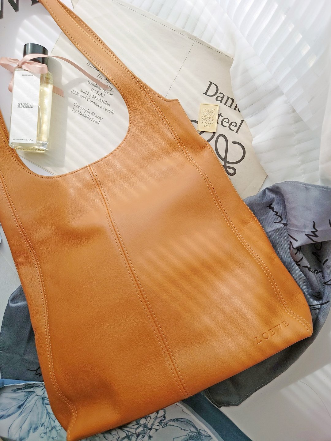 中古包 Loewe 纳帕牛皮 托特包单肩包侧背包侧背包上学上班通勤包 - 手提包/手提袋 - 真皮 卡其色