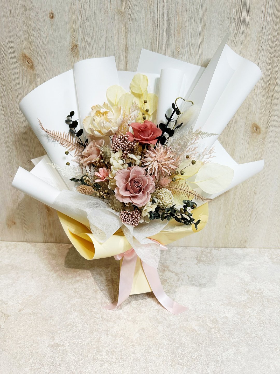 *雪烟* 永生花束 韩式花束 情人节花束 七夕花束 毕业花束 干燥花 - 干燥花/捧花 - 植物．花 白色