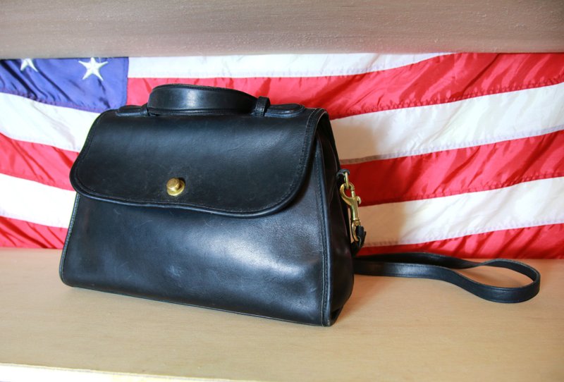 Back to Green:: Coach  vintage Bag (B-05) - 侧背包/斜挎包 - 真皮 